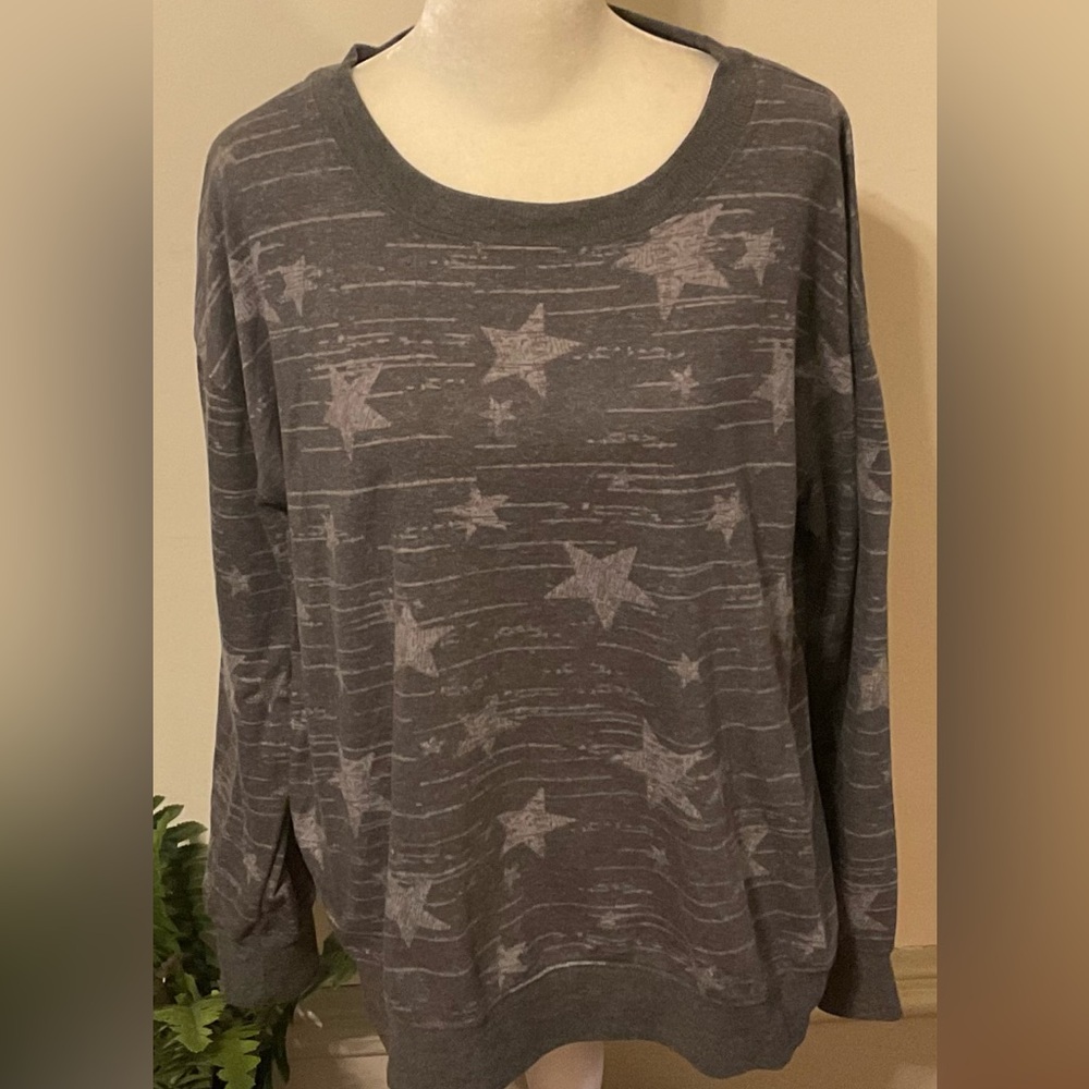 Splendid Sweatshirt Top Stars Design Size L Activewear EUC Gray